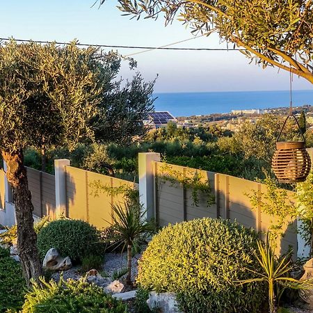 Made Of Blue Luxury Suites Collection Rethymno  Exterior photo